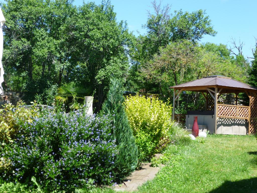 Au Mas De Gamet Bed & Breakfast Theminettes Exterior photo